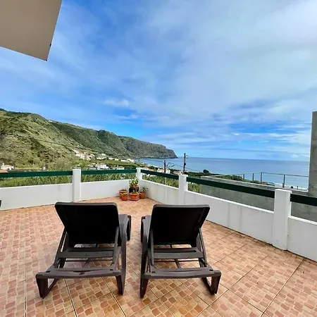 Casa De * Almagreira (Santa Maria)