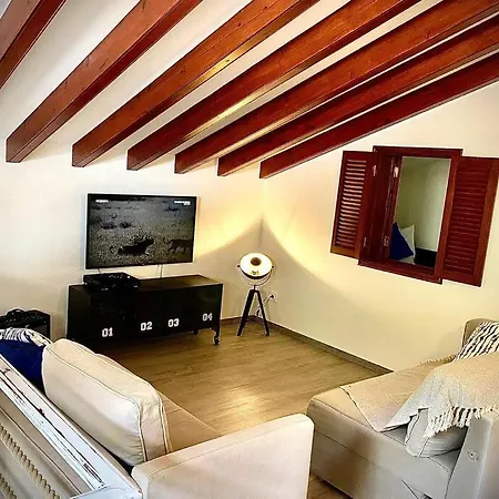 Casa De * Almagreira (Santa Maria)